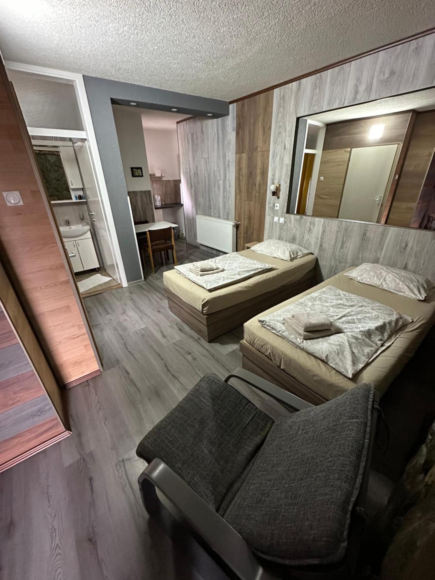 Apartments Park 2016 Surdulica Exterior foto